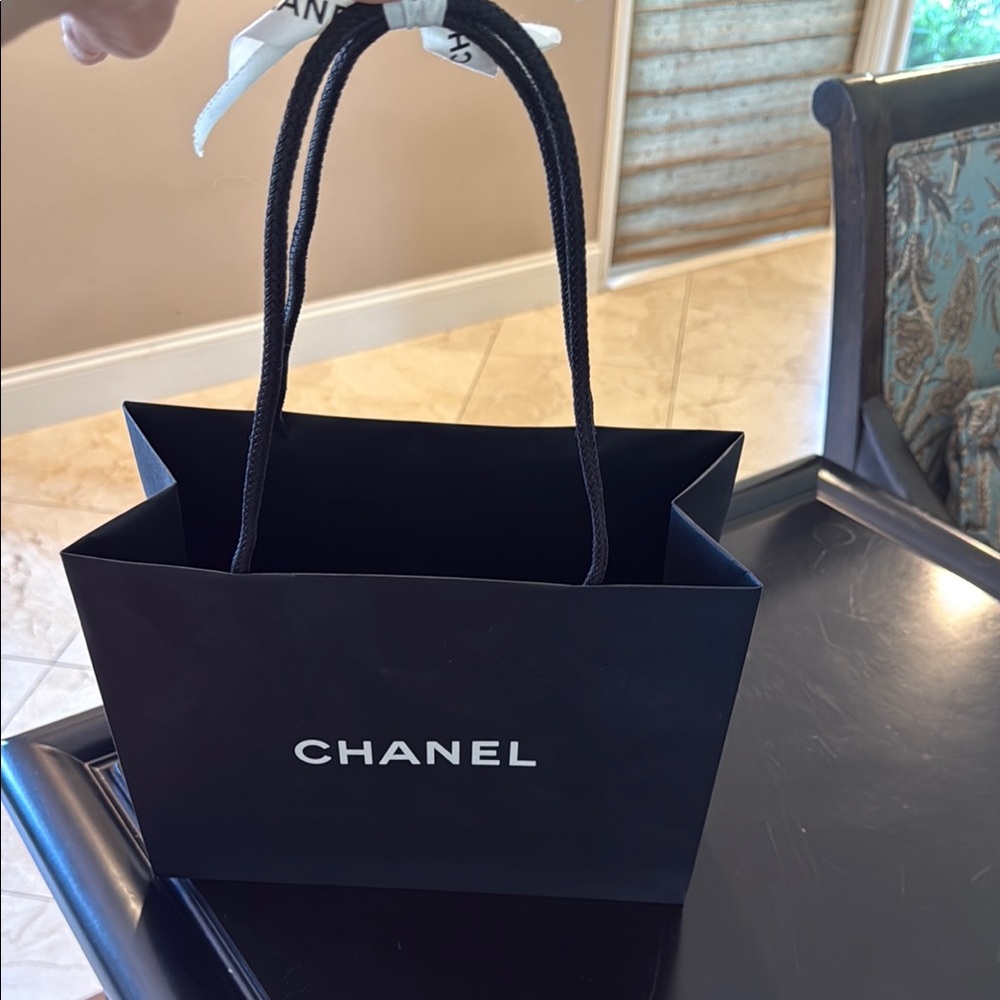 CHANEL Black Gift Bag with White Ribbon
